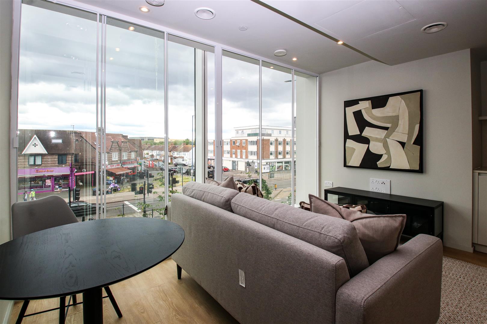 785 Bath Road, Hounslow